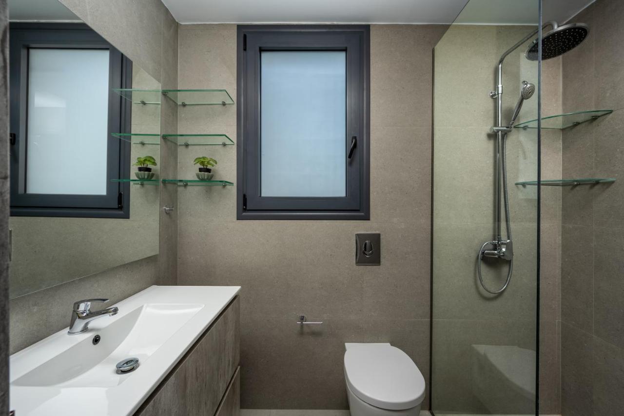 Penelope Beachfront Villa Kremasztí Kültér fotó
